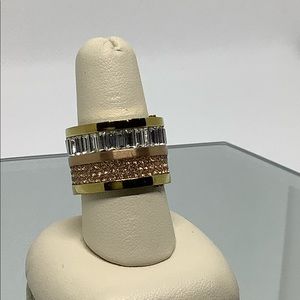 Women’s Michael Kors Gold Ring Size 7